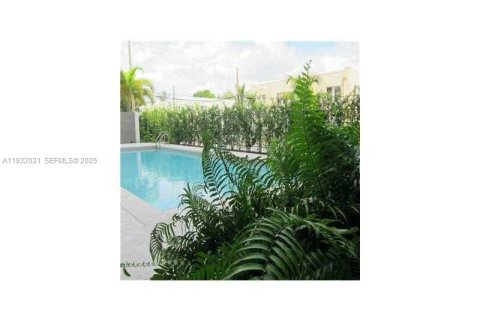 Снять в аренду кондоминиум в Майами, Флорида 1 спальня, 57.6м2, № 1990563 - фото 15