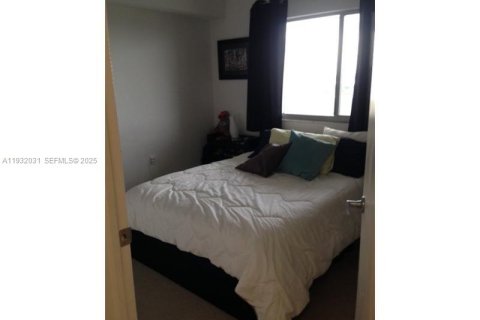 Снять в аренду кондоминиум в Майами, Флорида 1 спальня, 57.6м2, № 1990563 - фото 9