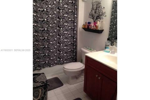 Снять в аренду кондоминиум в Майами, Флорида 1 спальня, 57.6м2, № 1990563 - фото 7