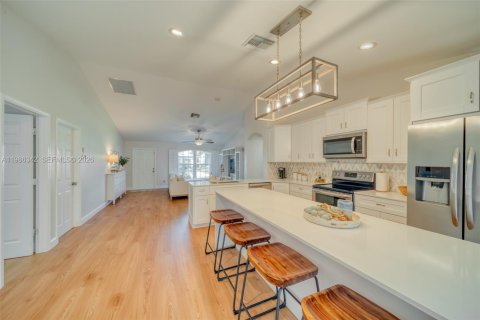 Villa ou maison à vendre à Cape Coral, Floride: 3 chambres, 132.11 m2 № 2044769 - photo 7