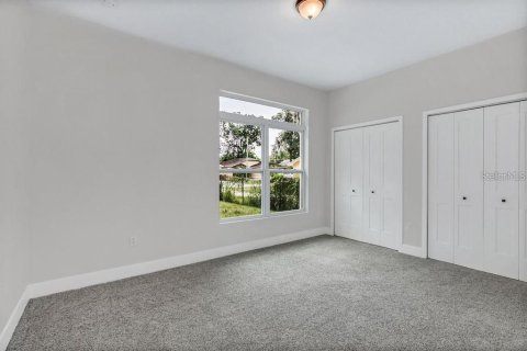 Casa en venta en Apopka, Florida, 4 dormitorios, 242.75 m2 № 1609944 - foto 18