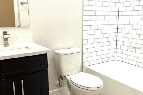 Casa en venta en Apopka, Florida, 4 dormitorios, 242.75 m2 № 1609944 - foto 27
