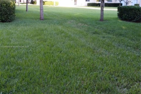 Condominio en alquiler en Homestead, Florida, 3 dormitorios, 98.48 m2 № 1978694 - foto 2