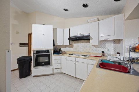 Immobilier commercial à vendre à Clearwater, Floride: 242.01 m2 № 2206286 - photo 10