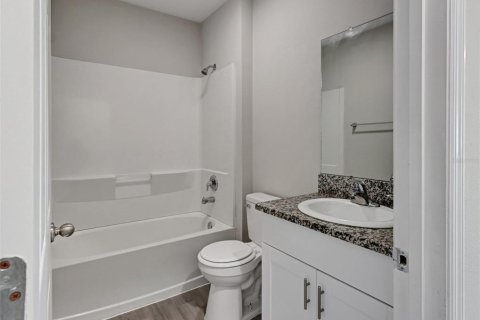 House in Riverview, Florida 5 bedrooms, 229.1 sq.m. № 2404614 - photo 14