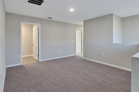 House in Riverview, Florida 5 bedrooms, 229.1 sq.m. № 2404614 - photo 16