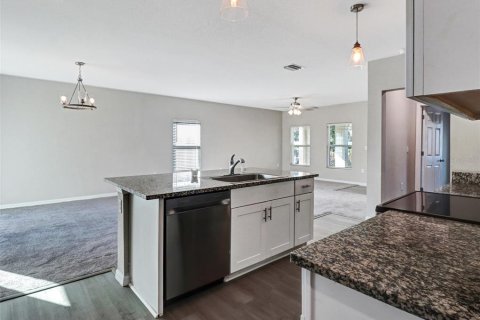 House in Riverview, Florida 5 bedrooms, 229.1 sq.m. № 2404614 - photo 7