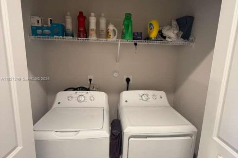 Adosado en alquiler en Florida City, Florida, 3 dormitorios, 132.39 m2 № 2054505 - foto 5