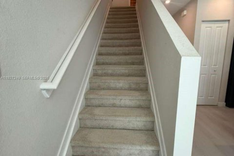 Adosado en alquiler en Florida City, Florida, 3 dormitorios, 132.39 m2 № 2054505 - foto 13