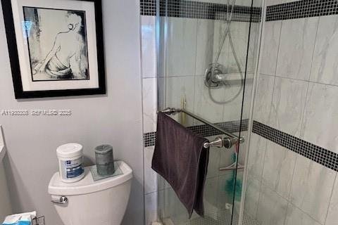 Купить кондоминиум в Дания-Бич, Флорида 2 спальни, 106.28м2, № 1989058 - фото 19