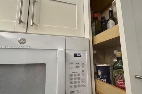 Купить кондоминиум в Дания-Бич, Флорида 2 спальни, 106.28м2, № 1989058 - фото 9