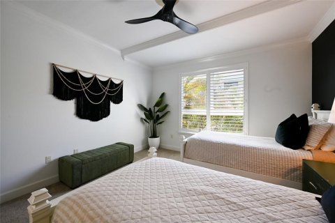 House in Bradenton Beach, Florida 4 bedrooms, 248.79 sq.m. № 2121660 - photo 18