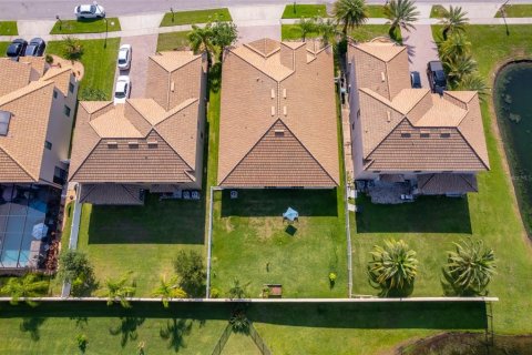 House in Orlando, Florida 4 bedrooms, 241.27 sq.m. № 1772775 - photo 5