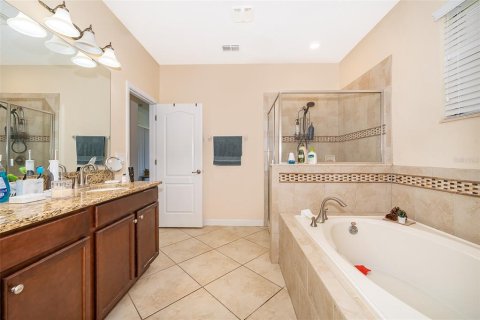 House in Orlando, Florida 4 bedrooms, 241.27 sq.m. № 1772775 - photo 29