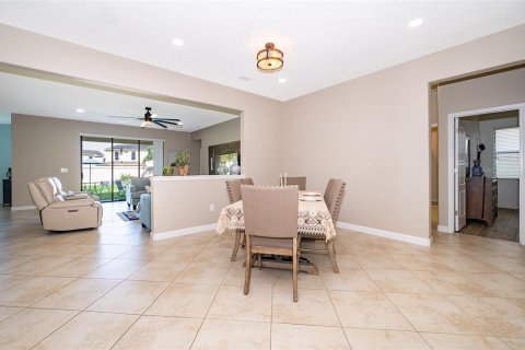 House in Orlando, Florida 4 bedrooms, 241.27 sq.m. № 1772775 - photo 12