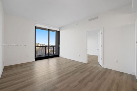 Copropriété à louer à Hallandale Beach, Floride: 2 chambres, 117.43 m2 № 1993584 - photo 9