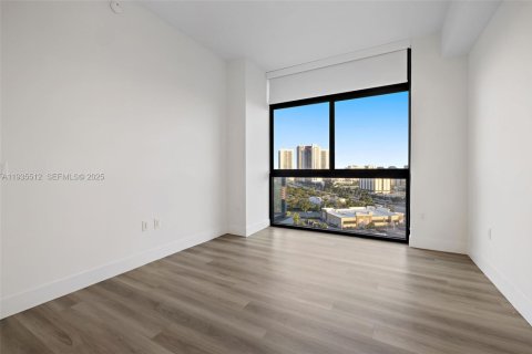 Copropriété à louer à Hallandale Beach, Floride: 2 chambres, 117.43 m2 № 1993584 - photo 18