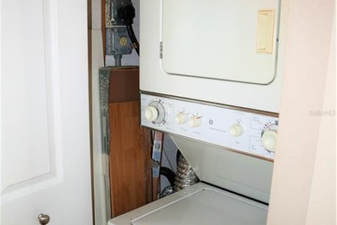 Casa en alquiler en Tampa, Florida, 2 dormitorios, 66.89 m2 № 2204189 - foto 9