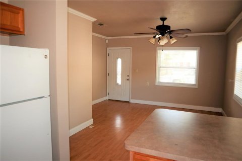 Casa en alquiler en Tampa, Florida, 2 dormitorios, 66.89 m2 № 2204189 - foto 6