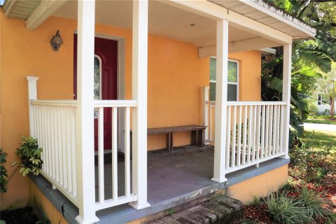 Casa en alquiler en Tampa, Florida, 2 dormitorios, 66.89 m2 № 2204189 - foto 3