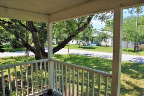 Casa en alquiler en Tampa, Florida, 2 dormitorios, 66.89 m2 № 2204189 - foto 2