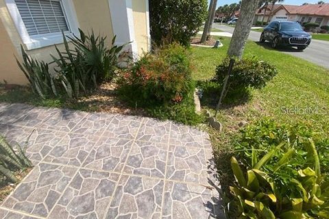 House in Palm Coast, Florida 3 bedrooms, 168.34 sq.m. № 1846584 - photo 3
