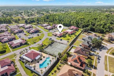 Condo in Kissimmee, Florida, 2 bedrooms  № 1919327 - photo 28