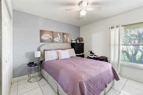 Condo in Kissimmee, Florida, 2 bedrooms  № 1919327 - photo 5