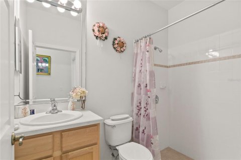 House in Clermont, Florida 3 bedrooms, 217.76 sq.m. № 1919885 - photo 24
