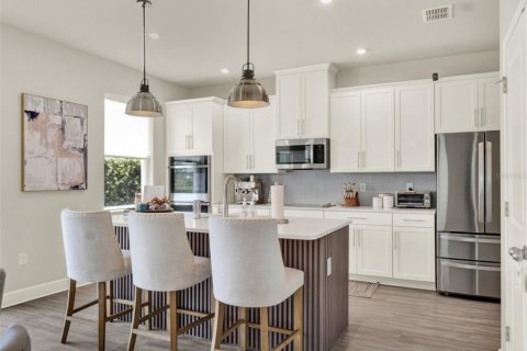 House in Windermere, Florida 5 bedrooms, 300.26 sq.m. № 1805843 - photo 5