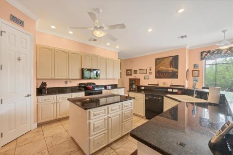 House in Rotonda, Florida 4 bedrooms, 240.15 sq.m. № 1820876 - photo 15