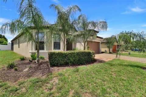 Villa ou maison à vendre à Davenport, Floride: 3 chambres, 188.59 m2 № 2299606 - photo 2