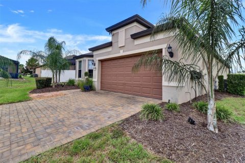 Villa ou maison à vendre à Davenport, Floride: 3 chambres, 188.59 m2 № 2299606 - photo 3