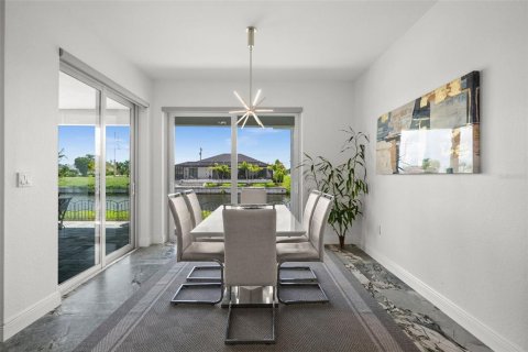 Casa en venta en Cape Coral, Florida, 3 dormitorios, 204.38 m2 № 1900356 - foto 14