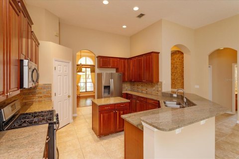 Casa en alquiler en Windermere, Florida, 4 dormitorios, 292.08 m2 № 1844748 - foto 8