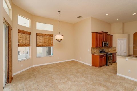 Casa en alquiler en Windermere, Florida, 4 dormitorios, 292.08 m2 № 1844748 - foto 10