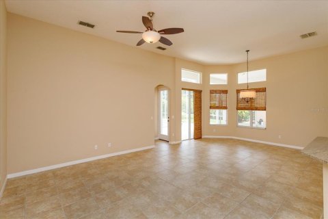 Casa en alquiler en Windermere, Florida, 4 dormitorios, 292.08 m2 № 1844748 - foto 13