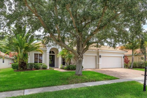 Casa en alquiler en Windermere, Florida, 4 dormitorios, 292.08 m2 № 1844748 - foto 1