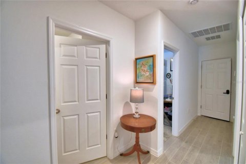 House in Haines City, Florida 4 bedrooms, 156.82 sq.m. № 2226863 - photo 24