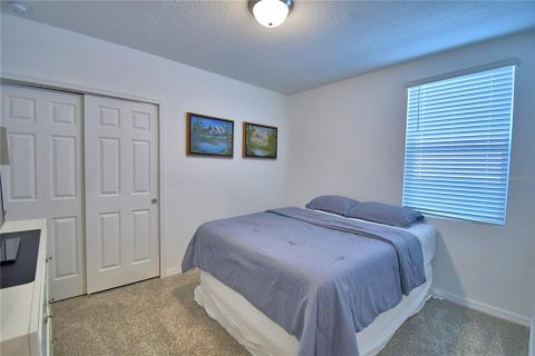 House in Haines City, Florida 4 bedrooms, 156.82 sq.m. № 2226863 - photo 25