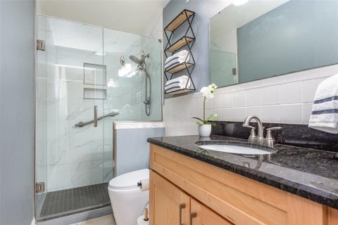 Condo in Titusville, Florida, 2 bedrooms  № 1722639 - photo 18