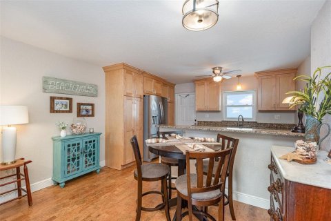 Condo in Titusville, Florida, 2 bedrooms  № 1722639 - photo 11