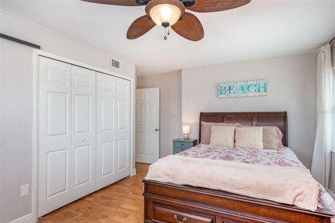 Condo in Titusville, Florida, 2 bedrooms  № 1722639 - photo 17