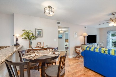 Condo in Titusville, Florida, 2 bedrooms  № 1722639 - photo 10