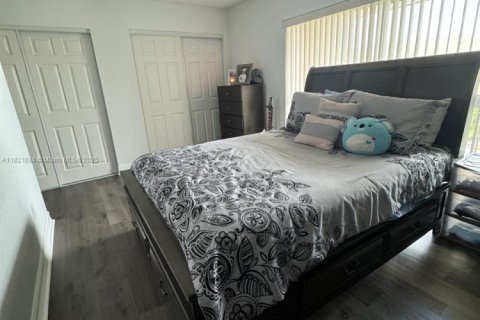 Copropriété à vendre à Miami, Floride: 3 chambres, 108.23 m2 № 1920881 - photo 10