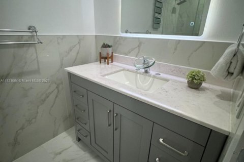 Copropriété à vendre à Miami, Floride: 3 chambres, 108.23 m2 № 1920881 - photo 14