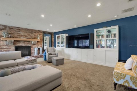 Casa en venta en Temple Terrace, Florida, 4 dormitorios, 278.71 m2 № 2383365 - foto 21
