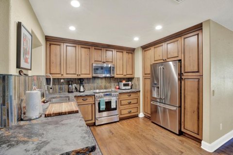 Casa en venta en Temple Terrace, Florida, 4 dormitorios, 278.71 m2 № 2383365 - foto 10