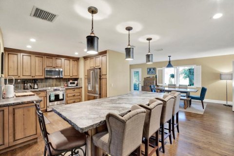 Casa en venta en Temple Terrace, Florida, 4 dormitorios, 278.71 m2 № 2383365 - foto 14
