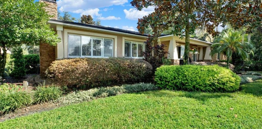 Casa en Temple Terrace, Florida 4 dormitorios, 278.71 m2 № 2383365